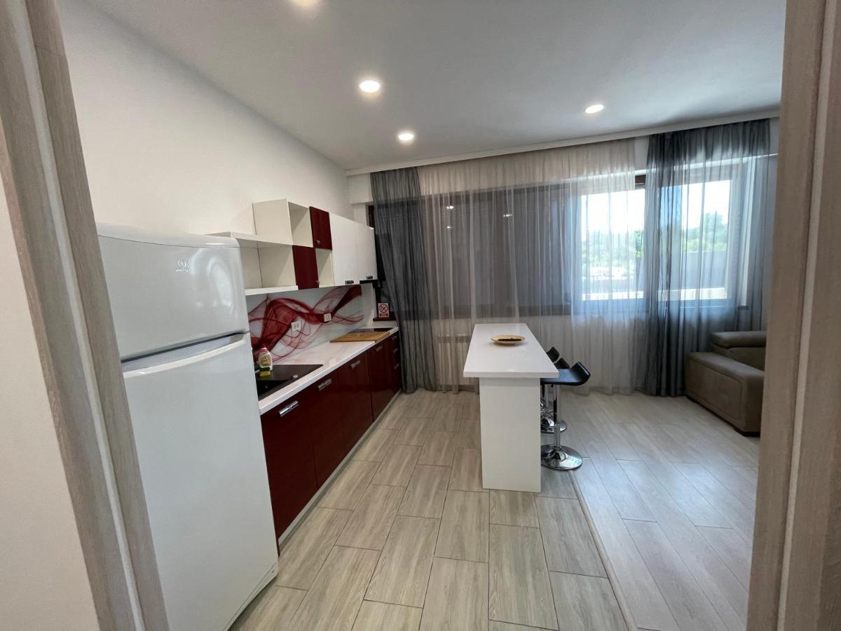 Mamaia Lake Apartments Constanta Ngoại thất bức ảnh