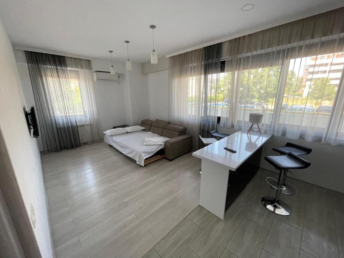 Mamaia Lake Apartments Constanta Ngoại thất bức ảnh