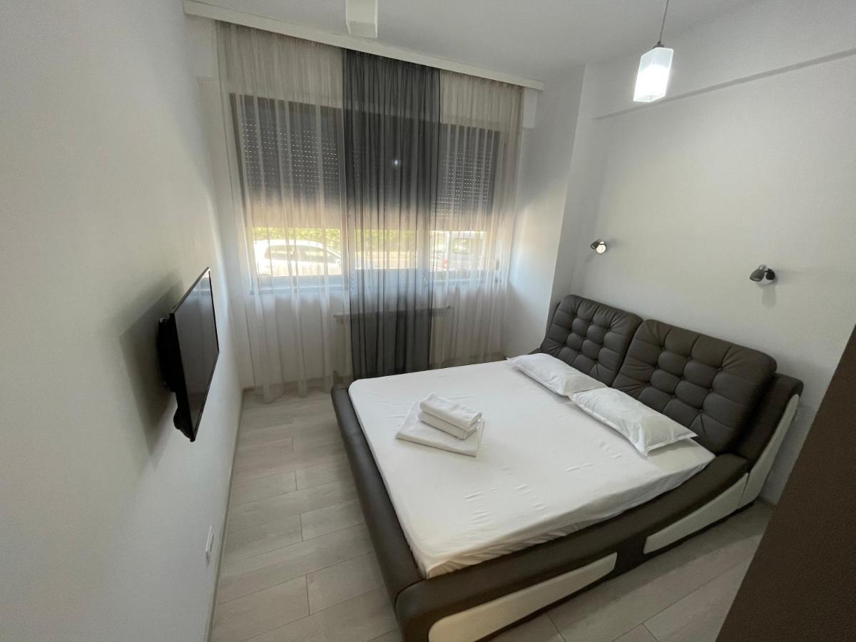 Mamaia Lake Apartments Constanta Ngoại thất bức ảnh